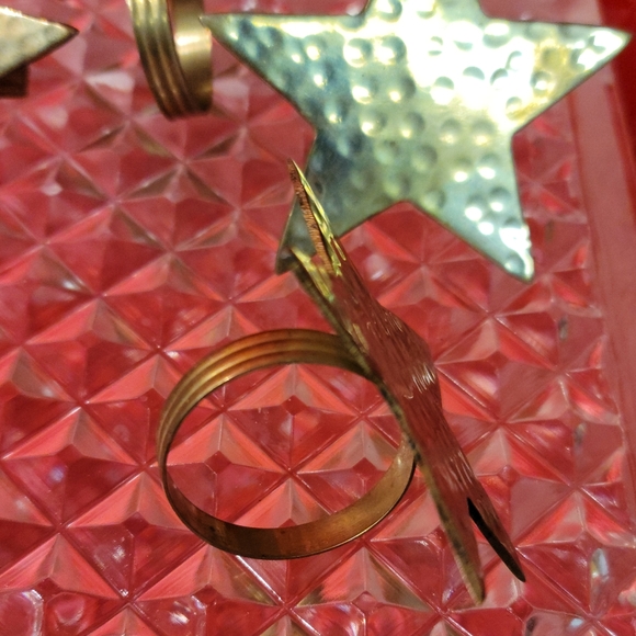 Star Brass Napkin Ring Holders W/some Patina Mid-century Set Of 4 Vintage - Picture 2 of 7